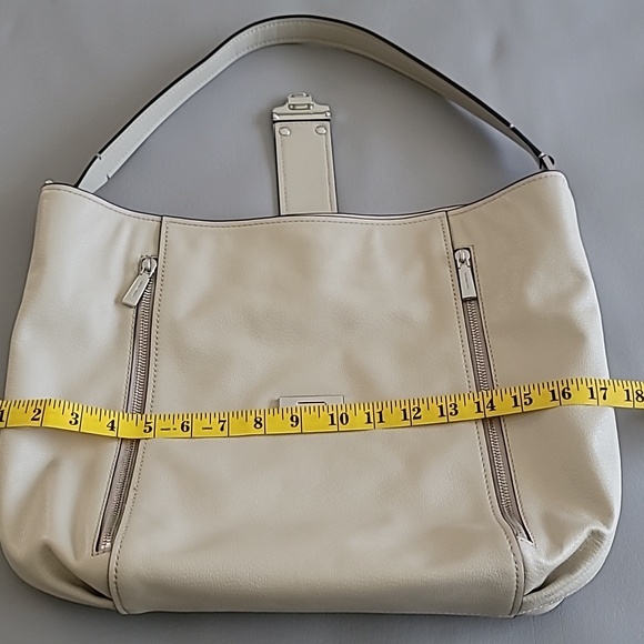 Michael Kors Addie Large Hobo  Shoulder Bag In Light Sand